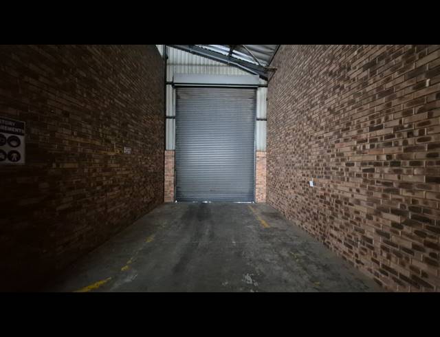 409M² FACTORY TO LET IN APEX